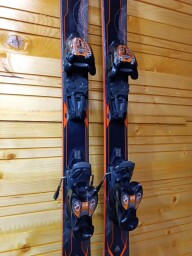 LYŽE K2 AMP BOLT JR 134CM + LYŽIARKY LANGE RS 90 SC 24MP